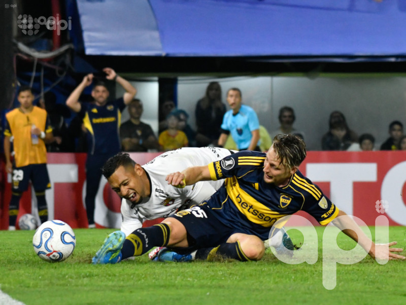 Boca Juniors torea 3-0 a  Barcelona