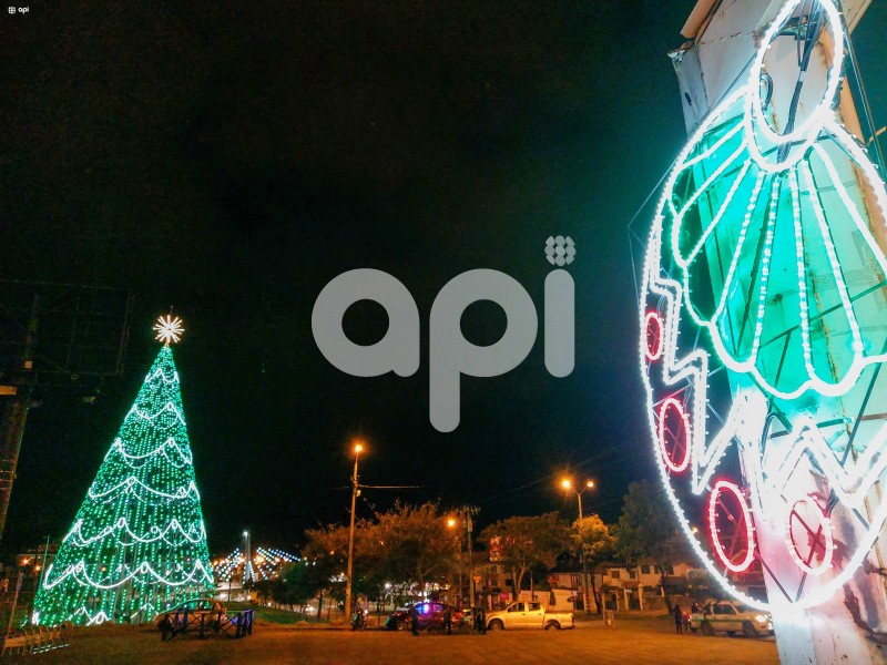 CUENCA-ARBOL-NAVIDAD