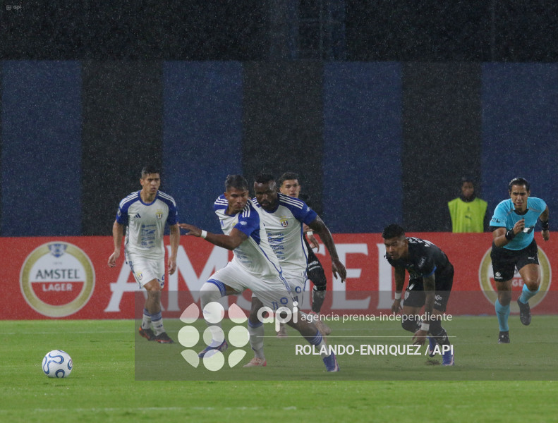 FBL CONMEBOL LIBERTADORES INDEPENDIENTE VALLE VS U CENTRAL