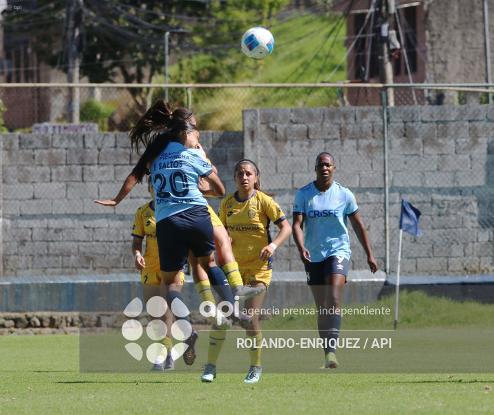 FBL SUPERLIGA FEMENINA CATOLICA VS CARNERAS UOS