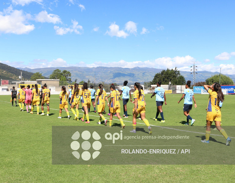 FBL SUPERLIGA FEMENINA CATOLICA VS CARNERAS UOS