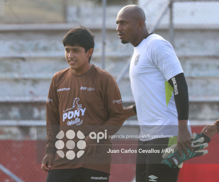 FBL-LIGAECUABET-LEONES FC-MACARA