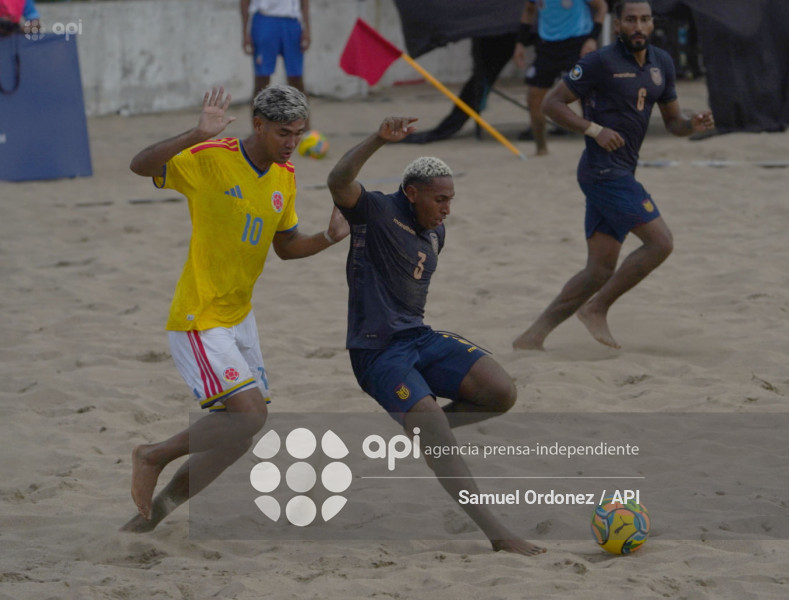 FBL CONMEBOL FUTBOL PLAYA ECUADOR VS COLOMBIA  MAYORES