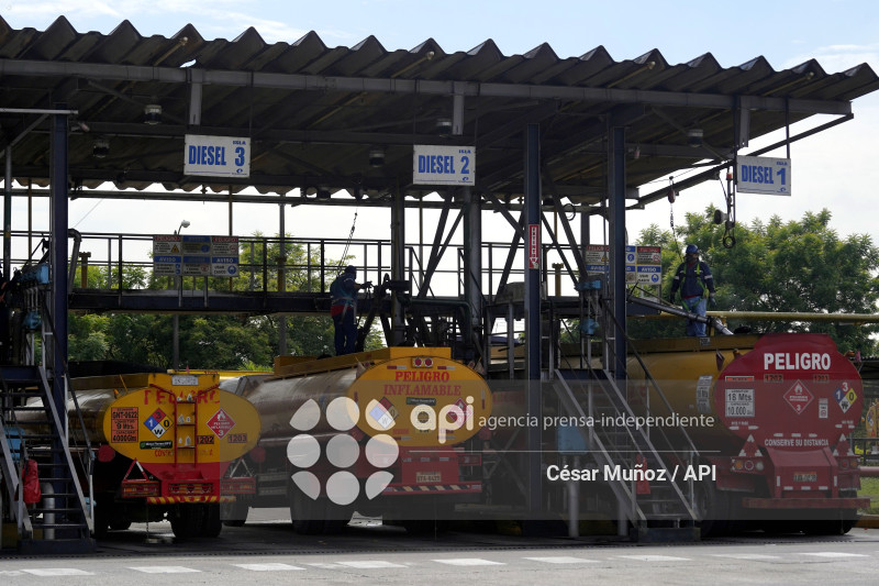 GYE-ABASTECIMIENTO COMBUSTIBLE