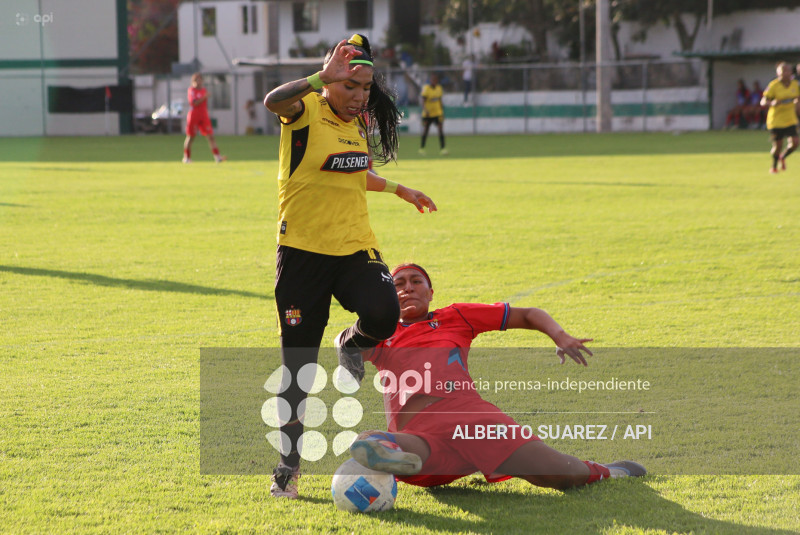 FBL SUPERLIGA FEMENINA EL NACIONAL VS BARCELONA
