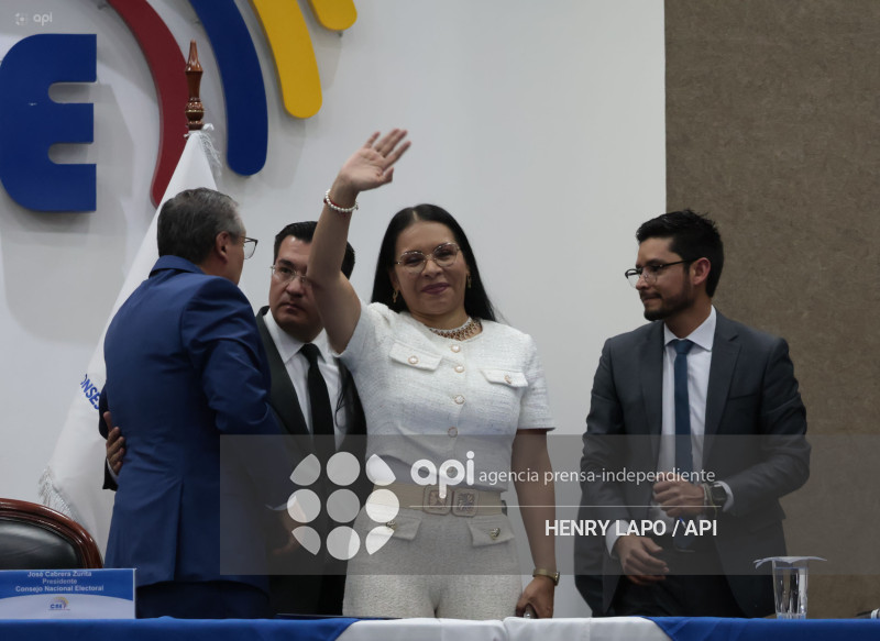 POSESION NUEVO PRESIDENTE CNE