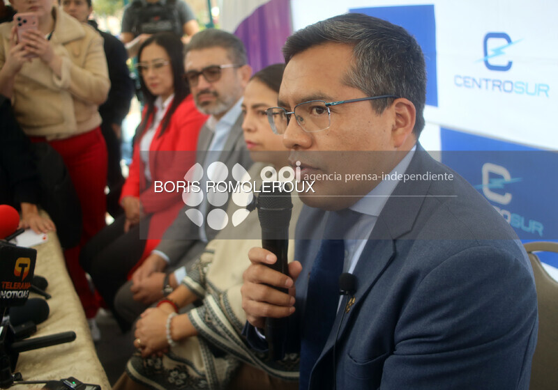 CUENCA-ENTREGA PROYECTO DE ORDENANZA-CABLEADO AEREO