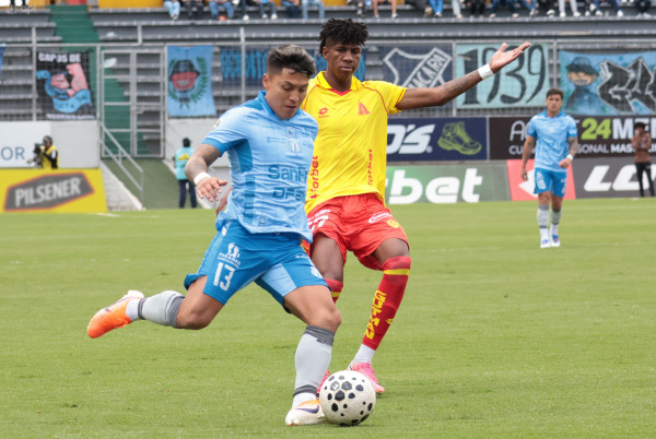 Macará golea de visita 4-1 al Aucas