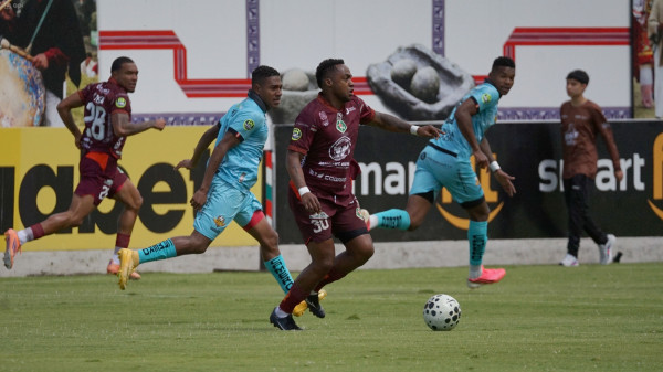 Libertad abrocha 2-0 de Mushuc Runa en Echaleche