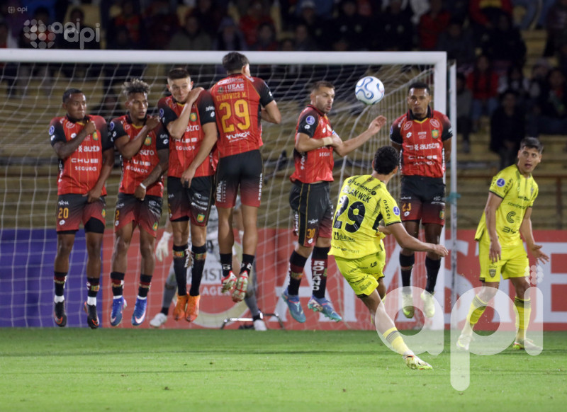 Dep. Cuenca resigna un 2-2 ante Recoleta por Sudamericana