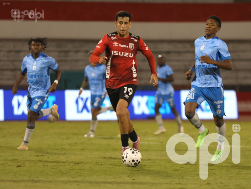 Leones FC salva el 1-1 ante Macará